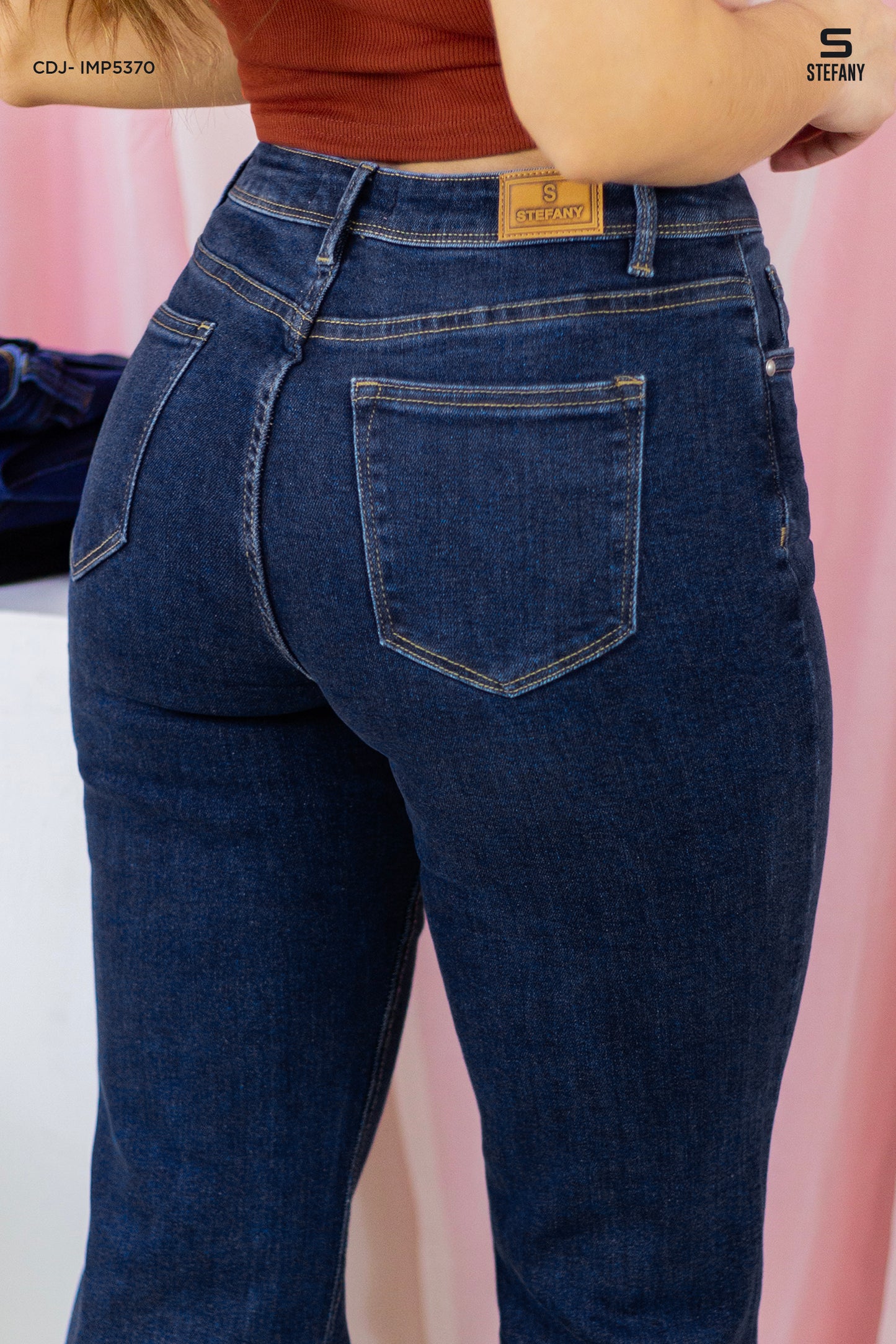 Stefany Jeans CDJ-IMP5370